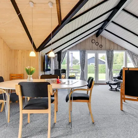 Dom wakacyjny Joona - 600m From The Sea By Interhome Nedre Lysabild