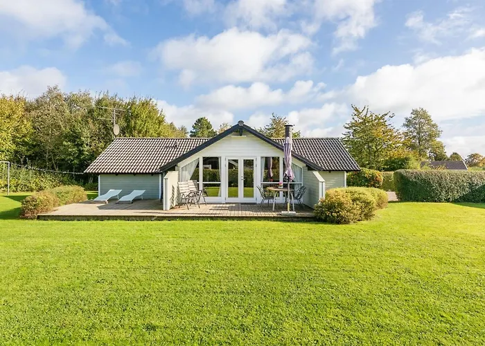 Holiday home Joona - 600m From The Sea By Interhome Nedre Lysabild