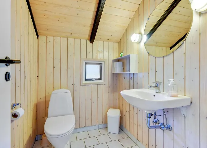 Holiday home Joona - 600m From The Sea By Interhome