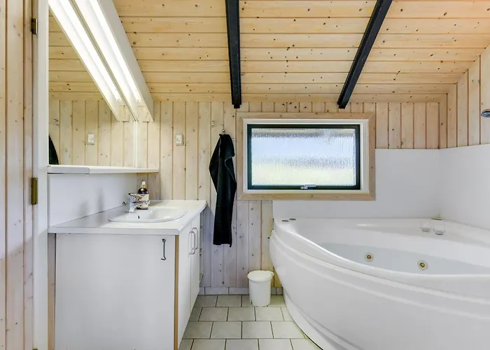 Joona - 600m From The Sea By Interhome