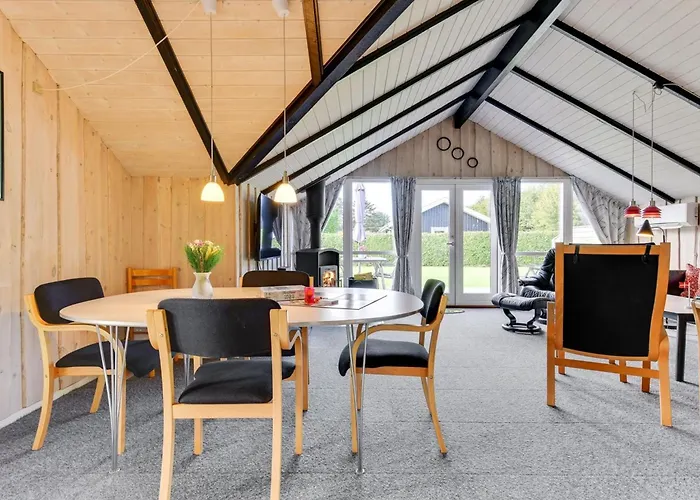 Holiday home Joona - 600m From The Sea By Interhome