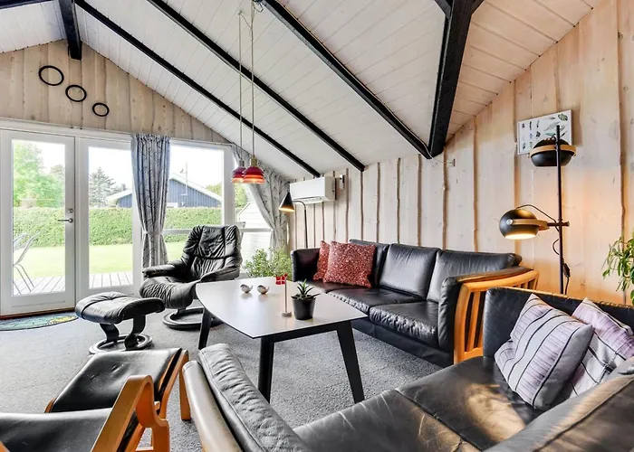 Joona - 600m From The Sea By Interhome Holiday home Nedre Lysabild